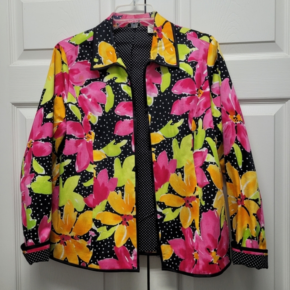 HOST PICK! Laura Ashley Spring Jacket - Picture 1 of 5